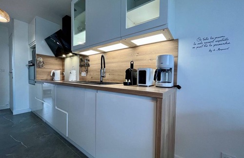 Boyardville Apartment | 2-room apartment ground floor - Close to beach, parking, WIFI, pets allowed