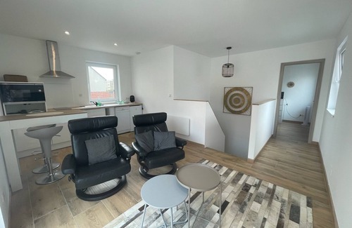 Lingolsheim Apartment | 2-room with terrace