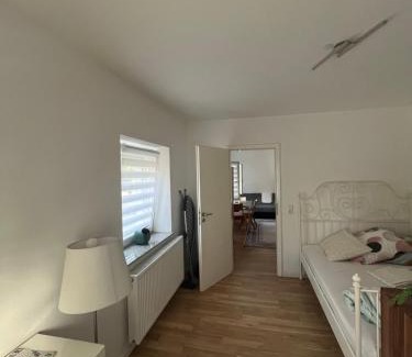Oberturkheim Apartment | 2 Rooms Apartment in Stuttgart Obertürkheim