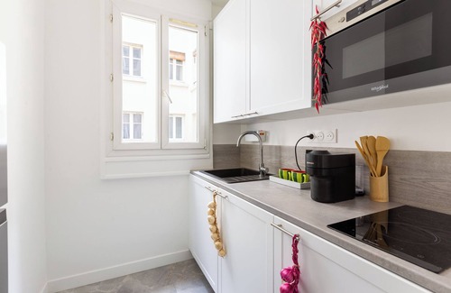 Levallois-Perret Apartment | 2 rooms - Modern - Near Paris
