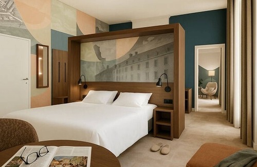 Leeuwarden Hotel | 2 Stylish Rooms Ideal for Cultural Experiences Near The Fries Museum