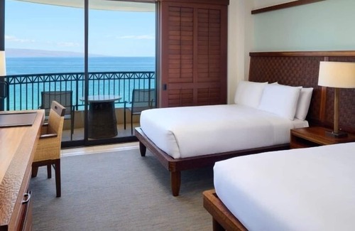 Kaanapali Hotel | 2 Tower Ocean Front Room Doubles at Royal Lahaina Resort!