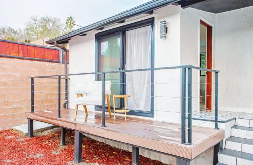 Los Feliz House | 2 Units Oasia Villa w terrace 12 pax
