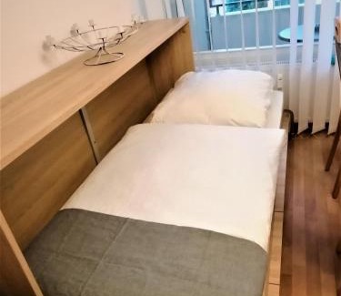 List Apartment | 2 Zimmer Apartment Hannover