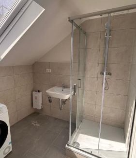 Neumuenster Apartment | 2 Zimmer Unterkunft in Zentraler Lage Wasbeker Str