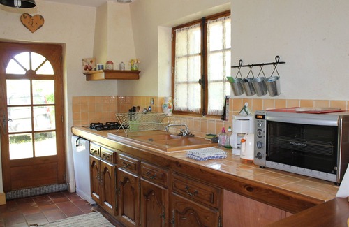 Jayac House | 20 km from Sarlat, a haven of peace welcomes you .