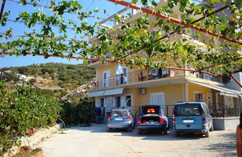Qeparo House | 20 m² House ∙ 1 bedroom ∙ 3 guests