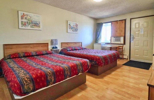 Cold Lake Hotel | 20 m² Motel ∙ 4 guests