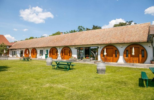Grub an der March Resort | 20 m² Private room ∙ 1 bedroom ∙ 2 guests