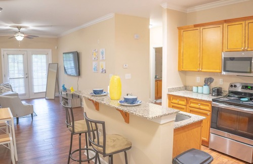 Greensboro Apartment | 20 min from Kevin Hart! (5/17 GSO Coliseum)