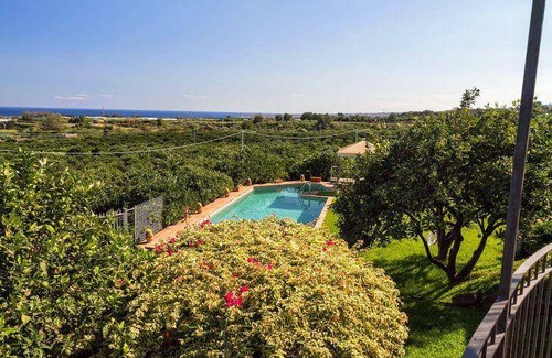 Fiumefreddo di Sicilia House | 200 m² House ∙ 6 bedrooms ∙ 10 guests
