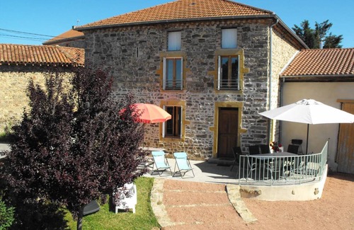 Saint-Paul-de-Vezelin Cottage | 200 m² Cabin ∙ 4 bedrooms ∙ 11 guests