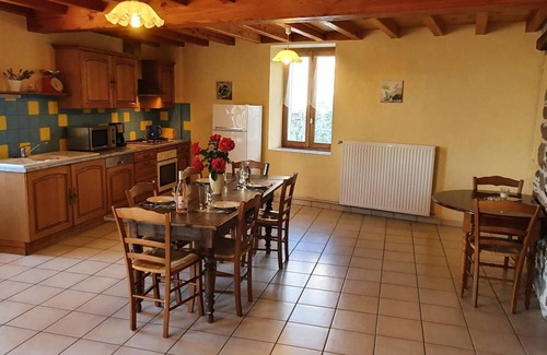 Saint-Paul-de-Vezelin Cottage | 200 m² Cabin ∙ 4 bedrooms ∙ 11 guests