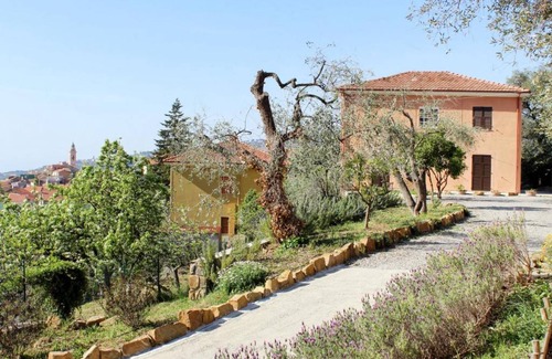 Civezza Apartment | 200 m² Apartment ∙ 4 bedrooms ∙ 10 guests