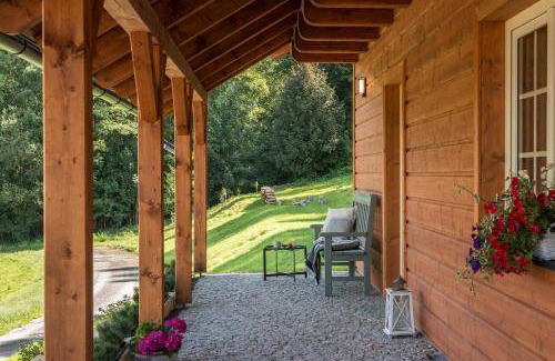 Hutisko-Solanec Cabin | 200 m² Lodge ∙ 4 bedrooms ∙ 13 guests