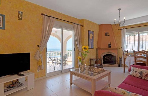 La Font d'en Carros House | 200 m² House ∙ 3 bedrooms ∙ 9 guests