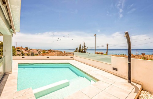 La Cala del Moral House | 200 m² House ∙ 6 bedrooms ∙ 12 guests