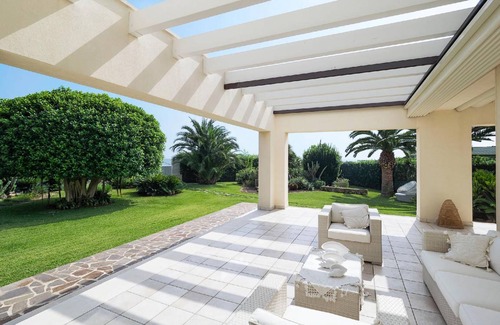 Fontane Bianche House | 200 m² House ∙ 4 bedrooms ∙ 6 guests