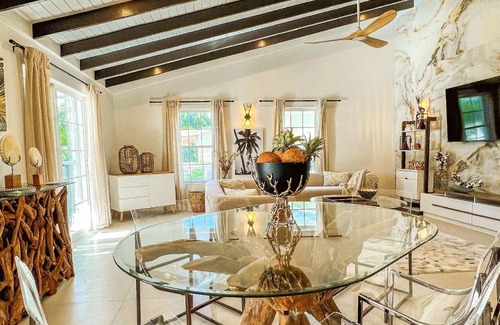 Jolly Harbour House | 200 m² House ∙ 4 bedrooms ∙ 8 guests