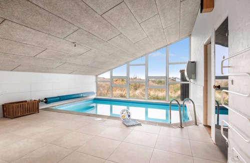 Hjørring House | 200 m² House ∙ 5 bedrooms ∙ 14 guests