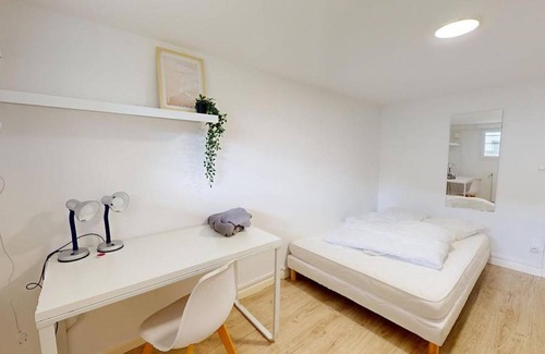 Poitiers Resort | 200 m² Private room ∙ 1 bedroom ∙ 1 guest