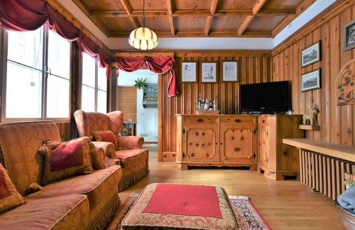 Madesimo Villa | 200 m² Villa ∙ 1 bedroom ∙ 9 guests