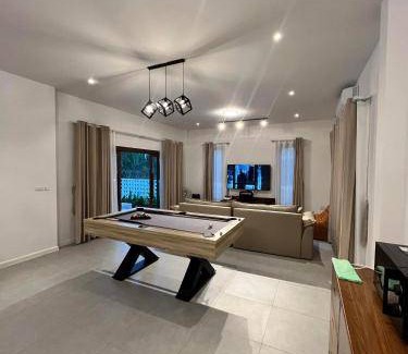Udon Thani Villa | 200 m² Villa ∙ 3 bedrooms ∙ 10 guests