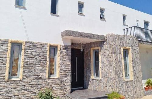 Agia Varvara Villa | 200 m² Villa ∙ 3 bedrooms ∙ 7 guests
