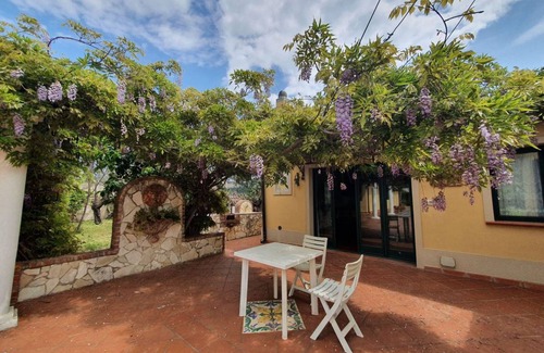 Arenella Villa | 200 m² Villa ∙ 4 bedrooms ∙ 10 guests