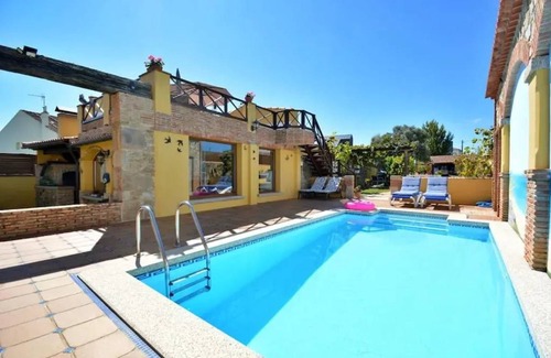 O Grove Villa | 200 m² Villa ∙ 4 bedrooms ∙ 8 guests
