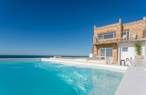 Azenhas do Mar Villa | 200 m² Villa ∙ 4 bedrooms ∙ 9 guests