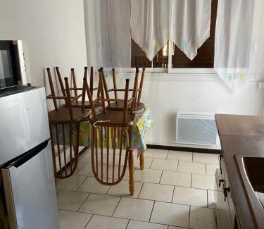 Carry-le-Rouet Apartment | 200m de la plage ,3mn du port à 50m du centre ville