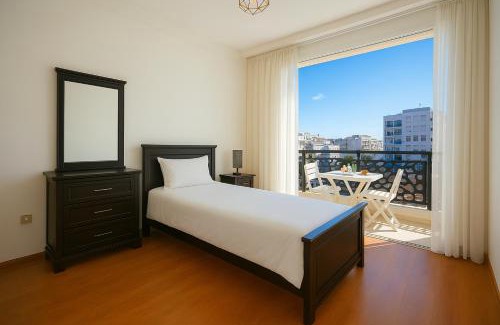 Tangier Apartment | 200m van Strand met Airco voor 6 personen nabij Marina bay