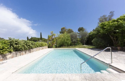 Vallauris Villa | 201 m² Villa ∙ 7 bedrooms ∙ 12 guests