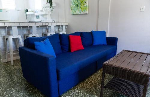 San Mateo Apartment | 201-Vintage Modern Haven in the City, Near the Beach with Free Parking
