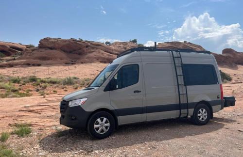 Canyon Gate Other | 2022 Mercedes Campervan with Electric Bikes