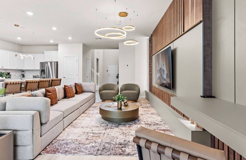 Four Corners House | 2025 Brand NEW 08 Bedrooms At Windsor Cay