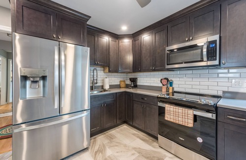 Ortley Beach House | 2025 LAVALLETTE: NEW Gourmet Kitchen & Bathroom & AC System & Outdoor shower