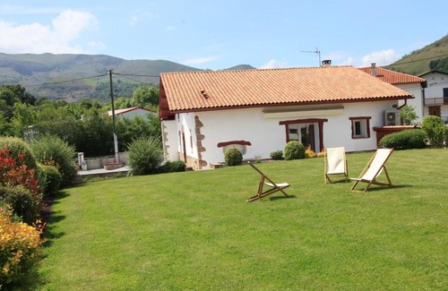 Osses House | 203 m² Gîte ∙ 5 bedrooms ∙ 11 guests