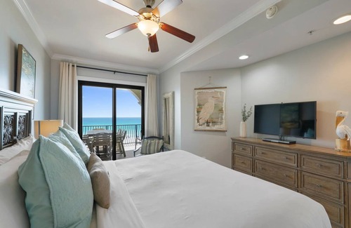 Crystal Beach Condo | 204 m² Condo ∙ 4 bedrooms ∙ 12 guests