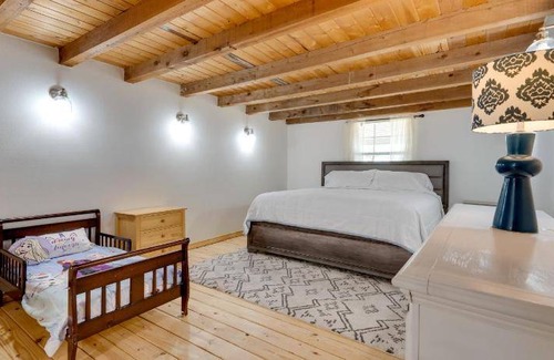 Uvalde House | 204 m² House ∙ 4 bedrooms ∙ 16 guests