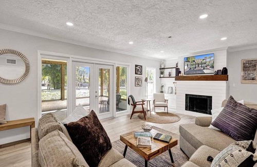 Tarpon River House | 204 m² House ∙ 4 bedrooms ∙ 10 guests