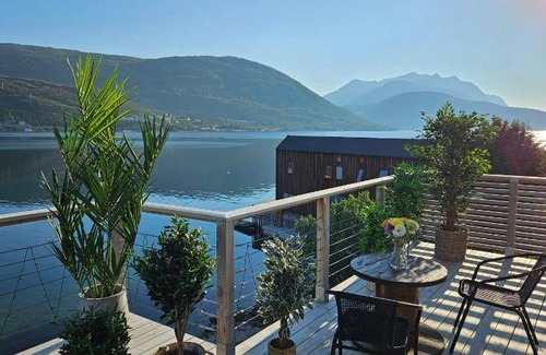 Tromso Villa | 206 m² Villa ∙ 3 bedrooms ∙ 6 guests