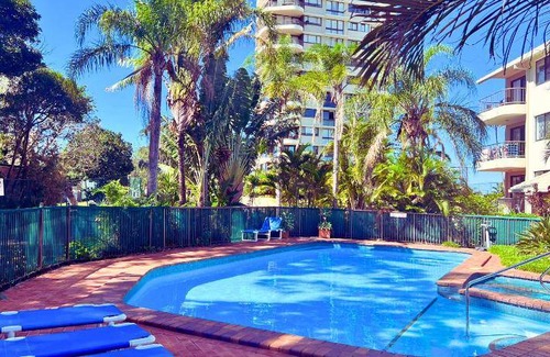 Runaway Bay Apartment | 207 m² Serviced apartment ∙ 3 bedrooms ∙ 6 guests