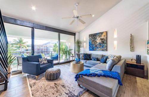R House | 2073 - Mixie 307
