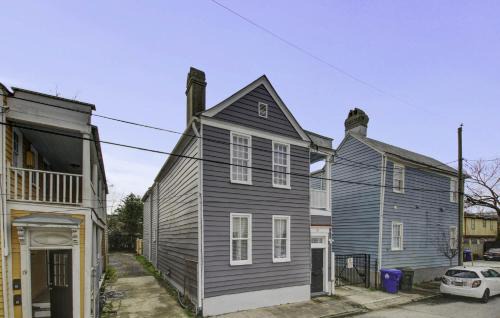 Downtown Charleston House | 21 Hampden