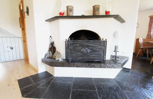Samedan Apartment | 210 m² Apartment ∙ 3 bedrooms ∙ 6 guests