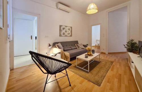 Gothic Quarter Apartment | 21ARA1085- Fabulous 4BR apartment in Ciutat Vella