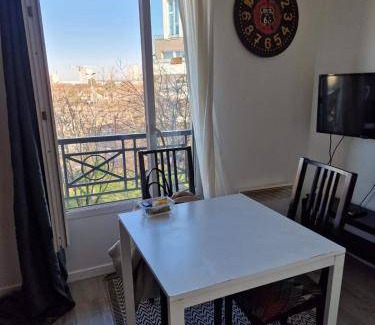 Drancy Centre Apartment | 22 m² Apartment ∙ 1 bedroom ∙ 2 guests