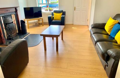 Bundoran House | 22 Marine View Bundoran